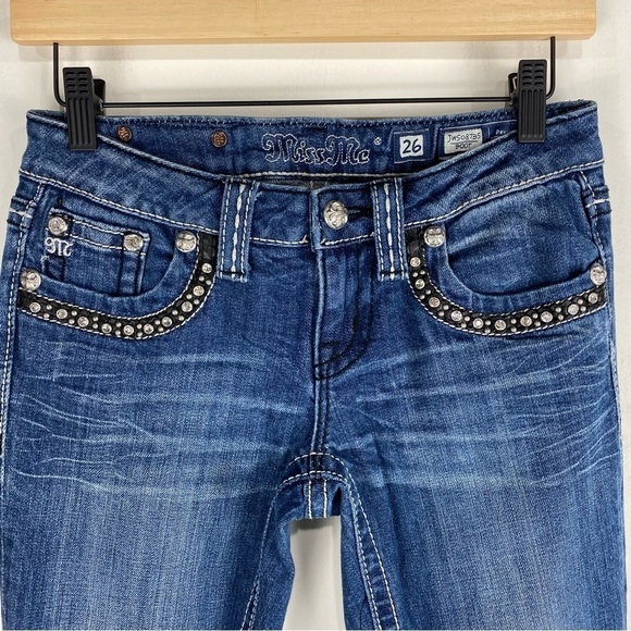 Miss Me Boot Cut Beaded Jeweled Moto‎ Biker Dark Wash Denim Blue Jeans Size 26 - Picture 2 of 6